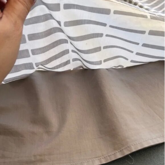 Club Monaco skirt - Picture 3 of 6